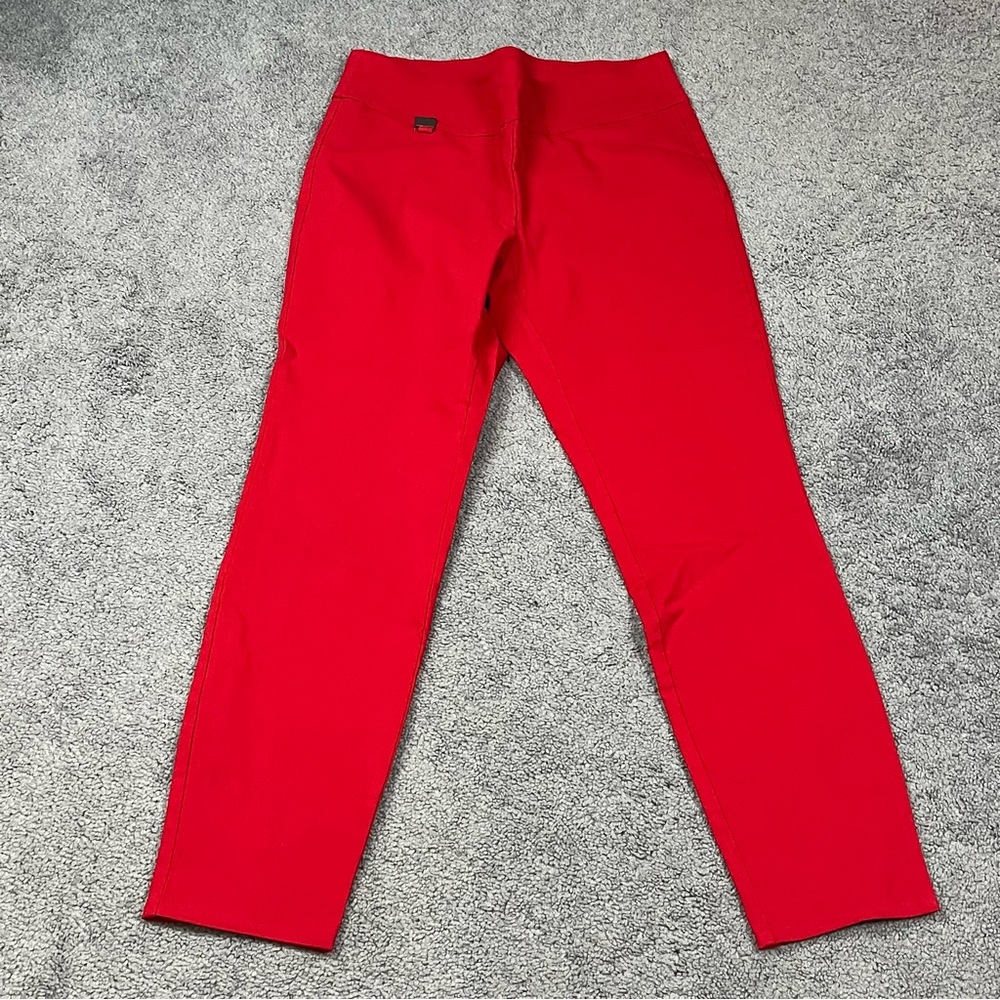 Alfani Red Capris